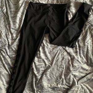 Black cutout leggings